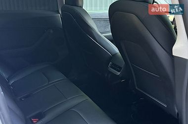 Позашляховик / Кросовер Tesla Model Y 2022 в Хмельницькому