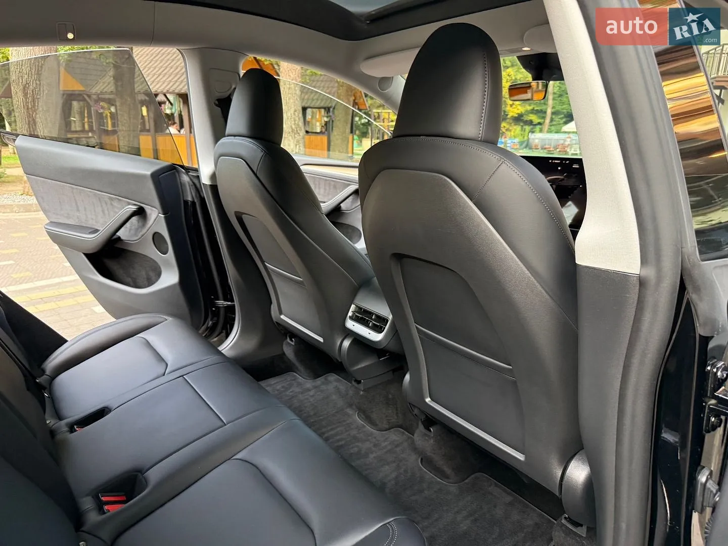 2024 Tesla Model Y - мініатюра 74