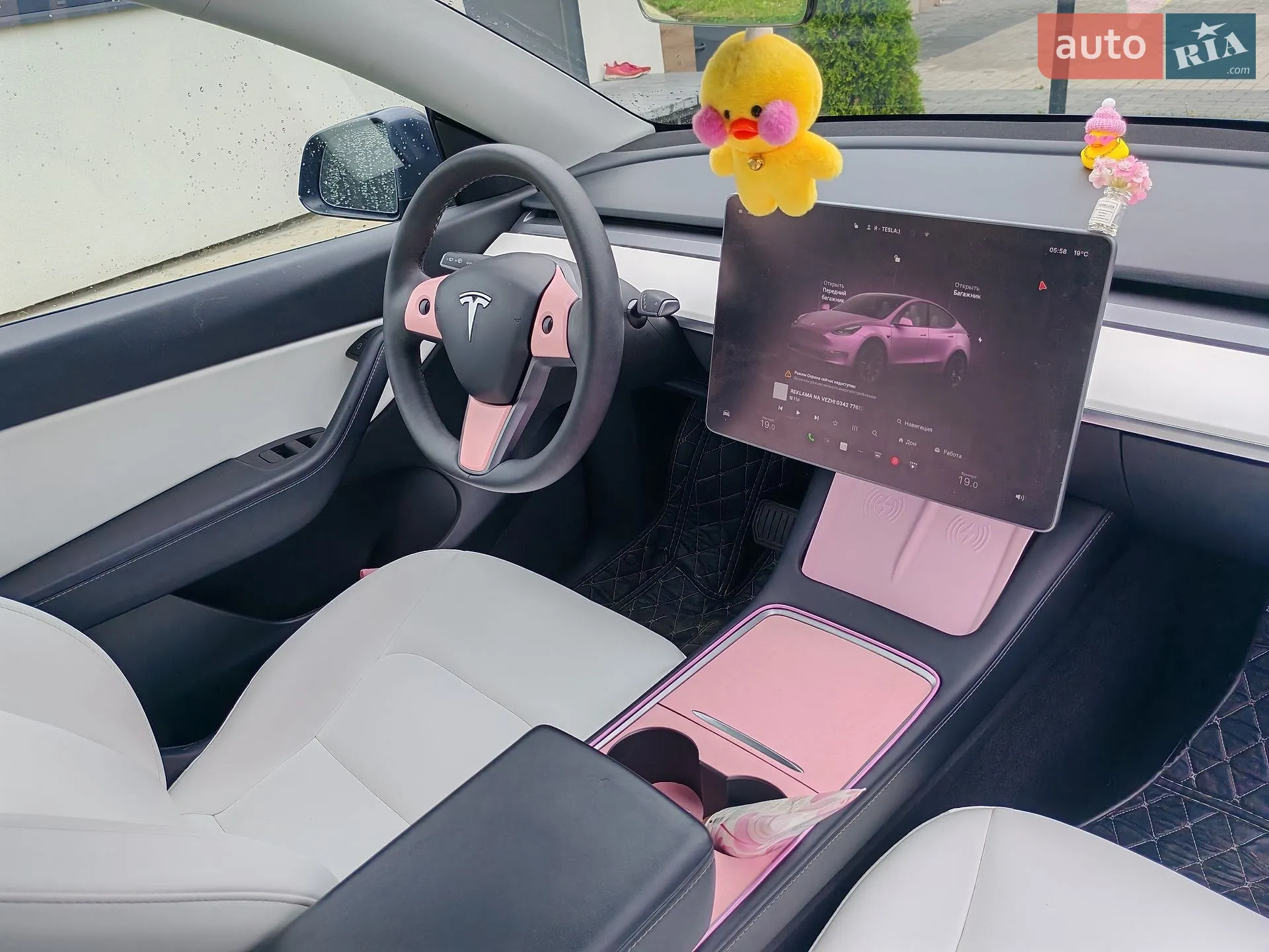 2022 Tesla Model Y - мініатюра 17