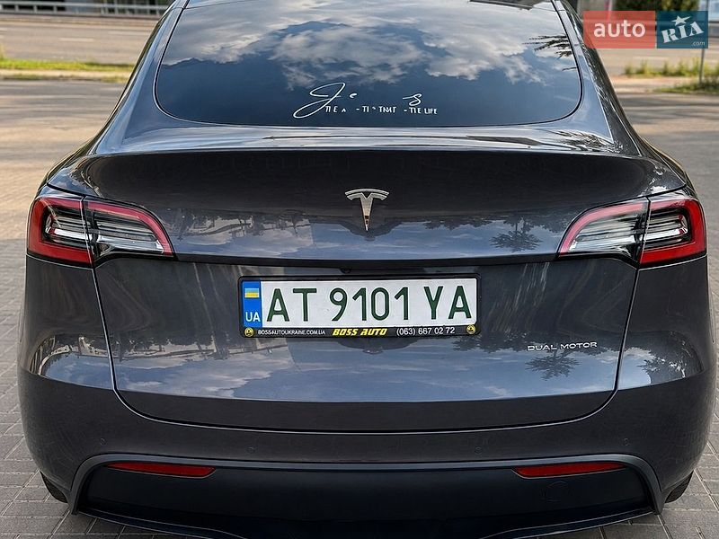 Внедорожник / Кроссовер Tesla Model Y 2022 в Киеве