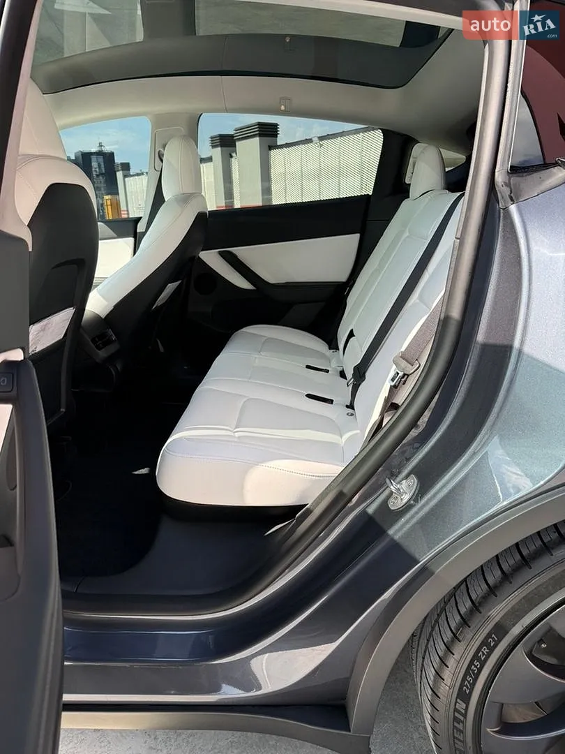 2022 Tesla Model Y - мініатюра 13