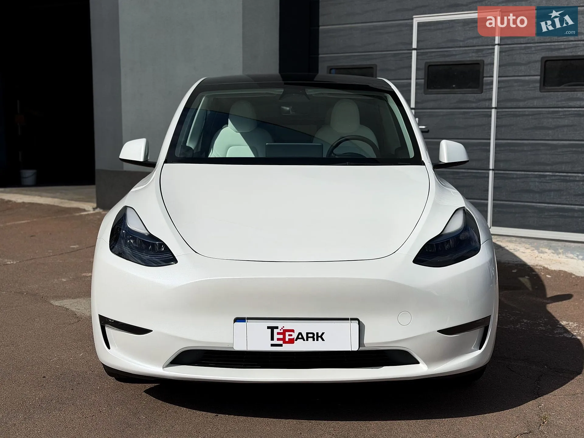 2023 Tesla Model Y - мініатюра 3