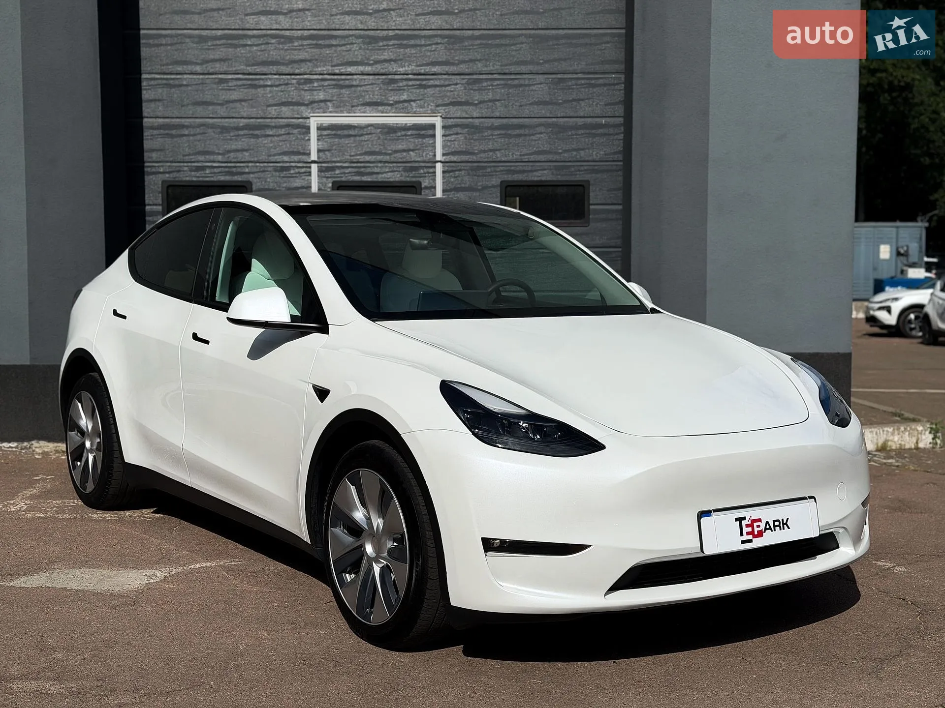 2023 Tesla Model Y - мініатюра 12