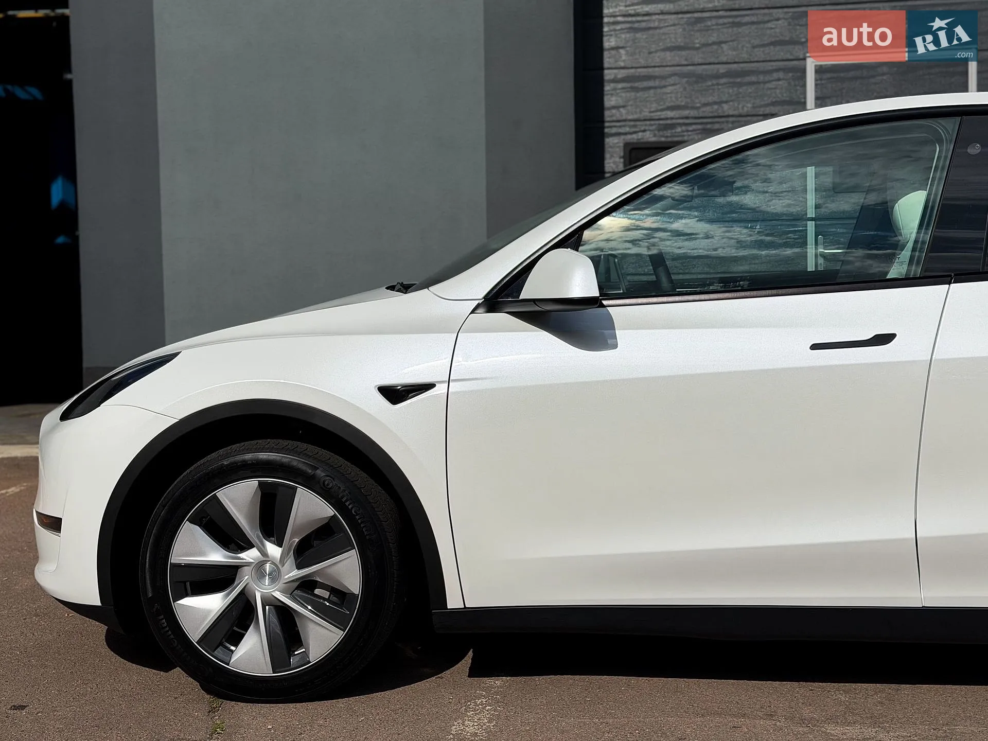 2023 Tesla Model Y - мініатюра 5