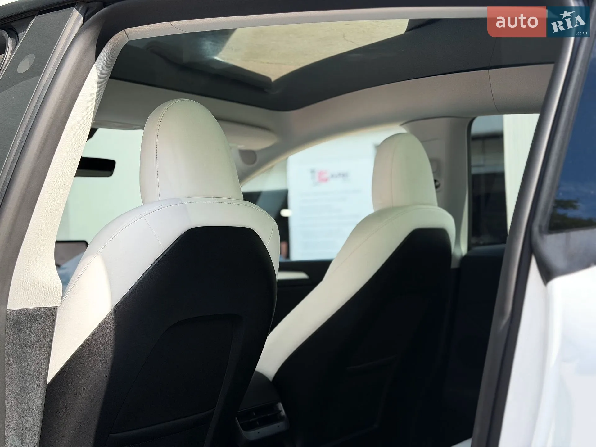 2023 Tesla Model Y - мініатюра 17