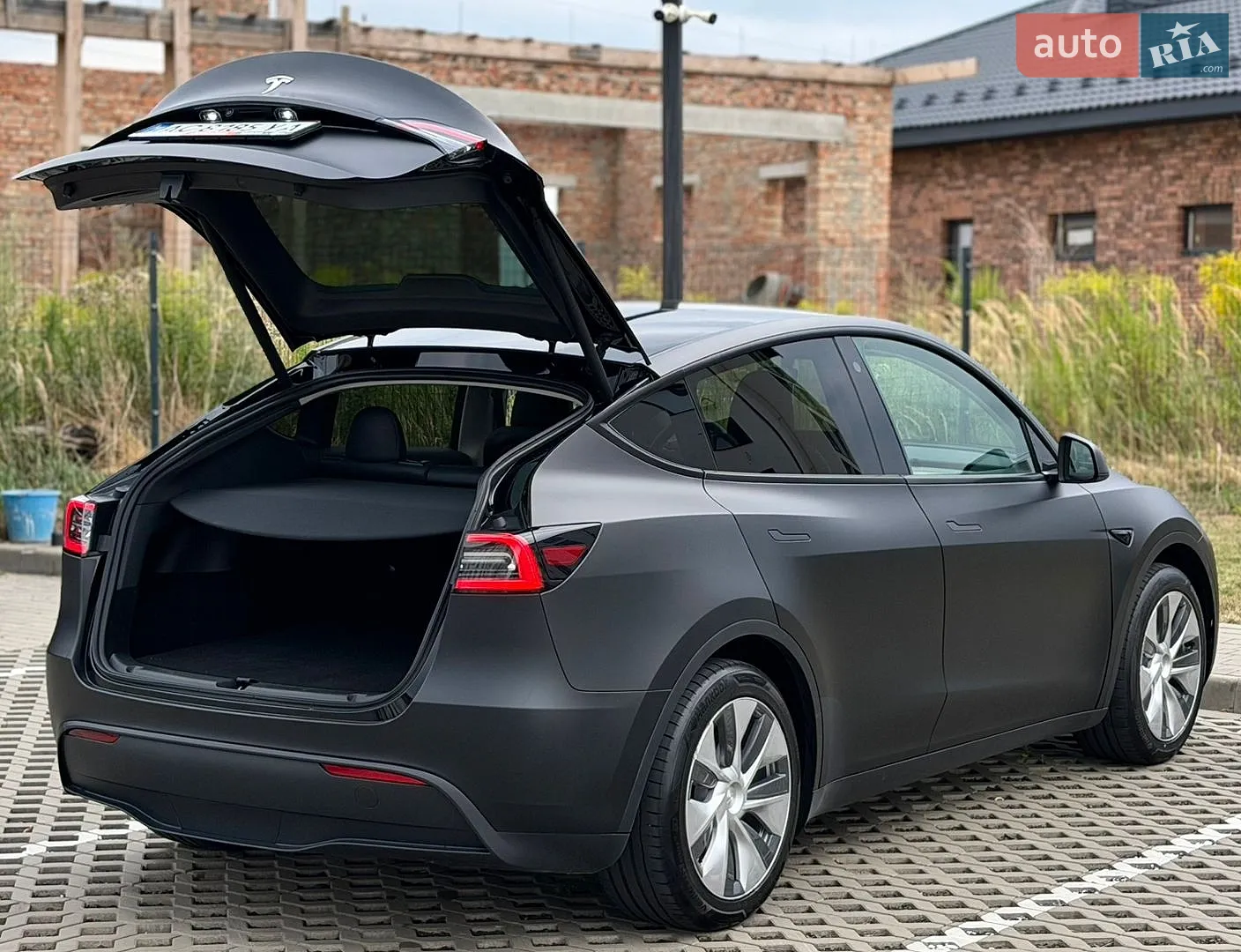 2023 Tesla Model Y - мініатюра 40