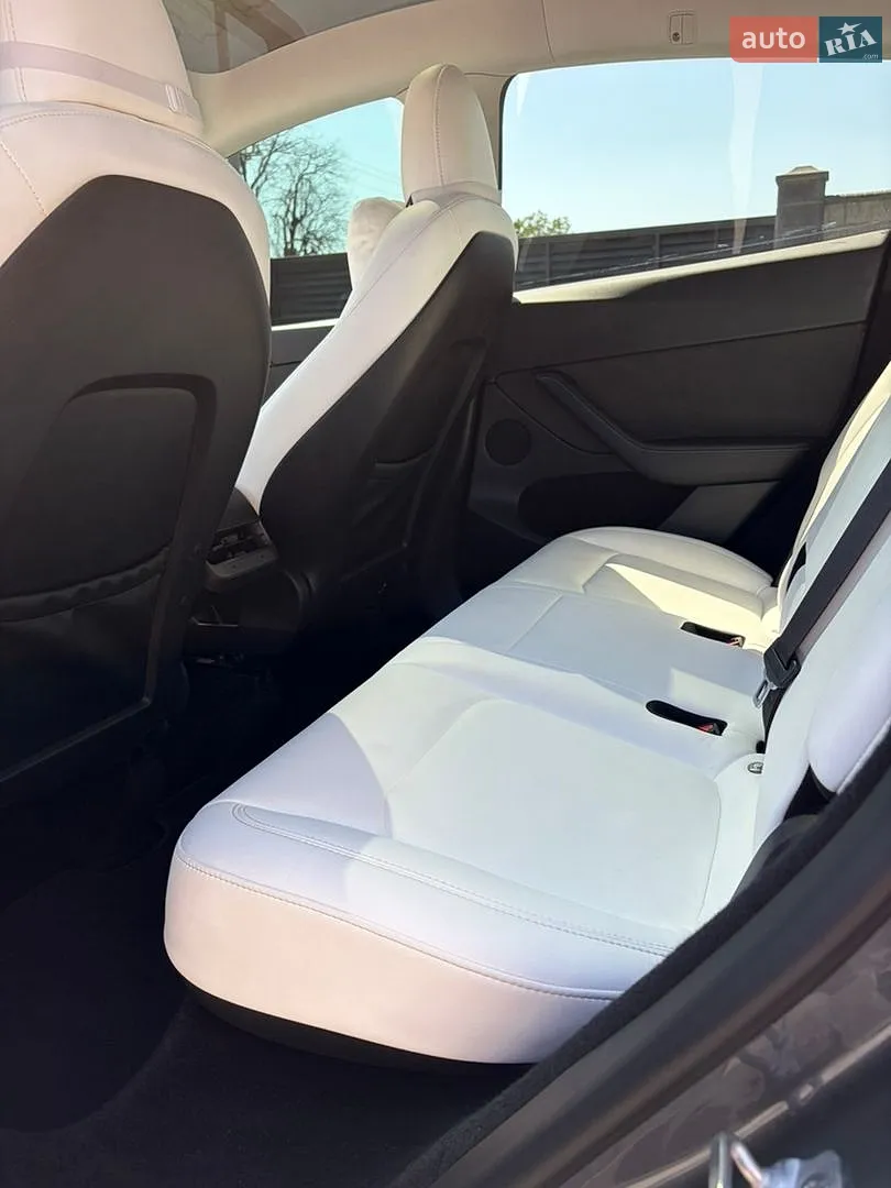 2023 Tesla Model Y - мініатюра 8