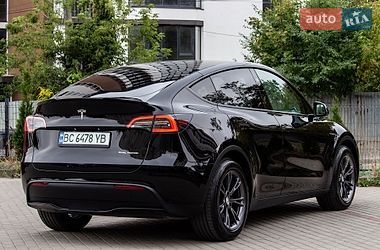 Позашляховик / Кросовер Tesla Model Y 2024 в Львові