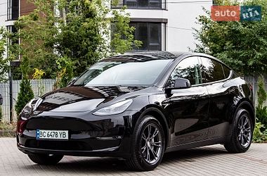Позашляховик / Кросовер Tesla Model Y 2024 в Львові