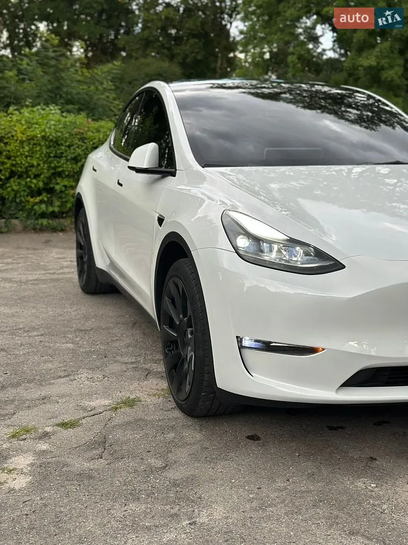 2023 Tesla Model Y - мініатюра 3