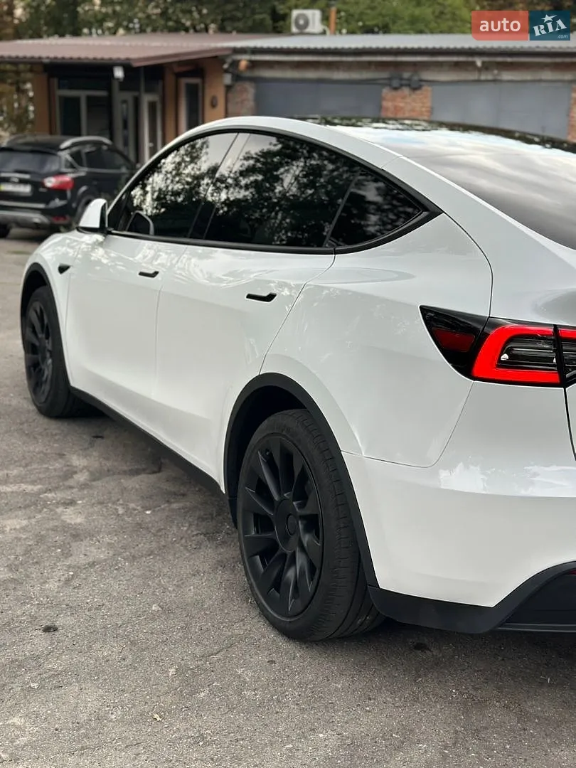2023 Tesla Model Y - мініатюра 10