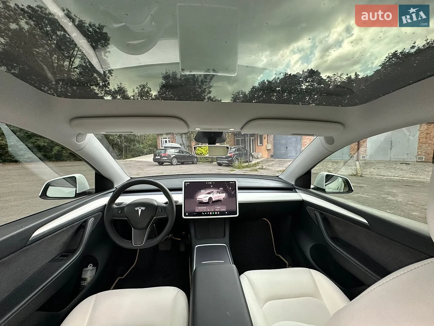 2023 Tesla Model Y - мініатюра 13