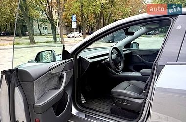 Позашляховик / Кросовер Tesla Model Y 2025 в Дніпрі