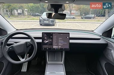 Позашляховик / Кросовер Tesla Model Y 2025 в Дніпрі