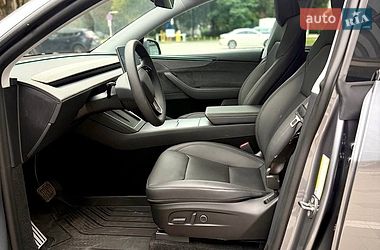 Позашляховик / Кросовер Tesla Model Y 2025 в Дніпрі