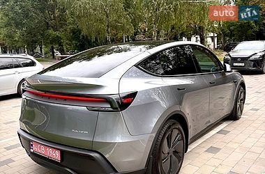 Позашляховик / Кросовер Tesla Model Y 2025 в Дніпрі