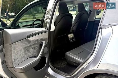 Позашляховик / Кросовер Tesla Model Y 2025 в Дніпрі