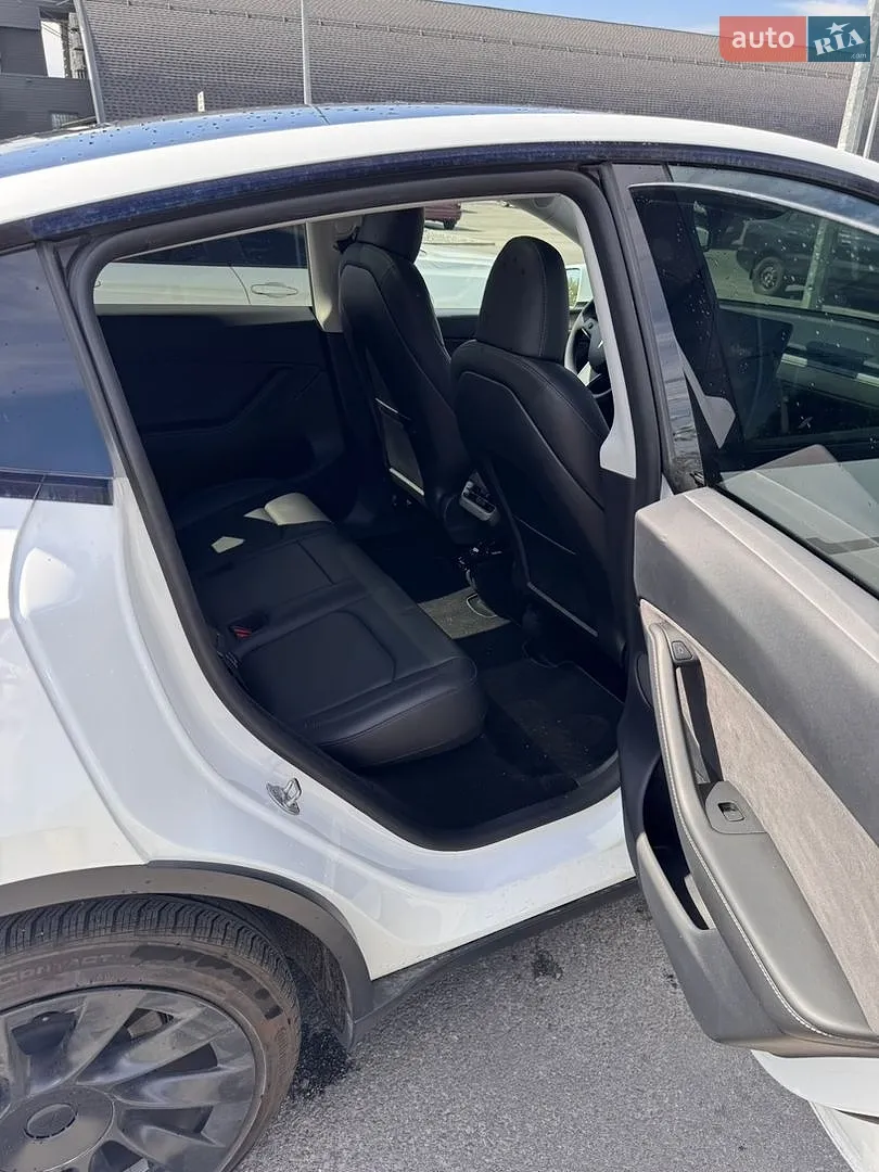 2023 Tesla Model Y - мініатюра 10