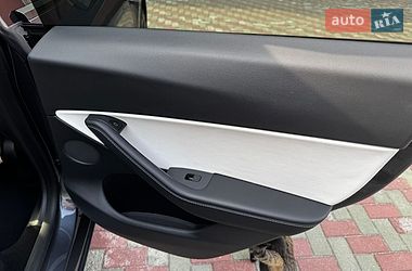 Внедорожник / Кроссовер Tesla Model Y 2021 в Кременчуге