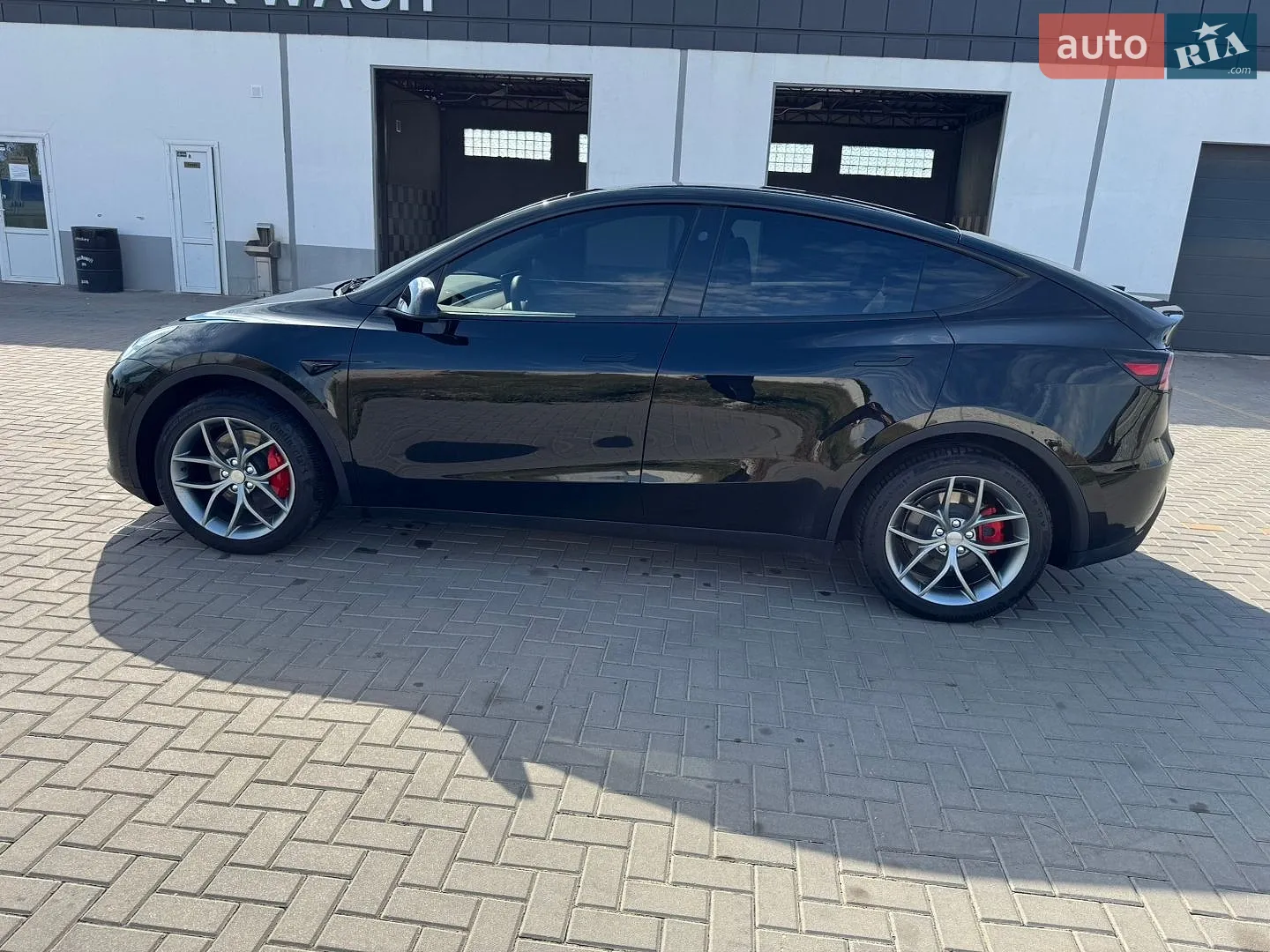 2023 Tesla Model Y - мініатюра 10
