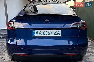 Позашляховик / Кросовер Tesla Model Y 2021 в Києві
