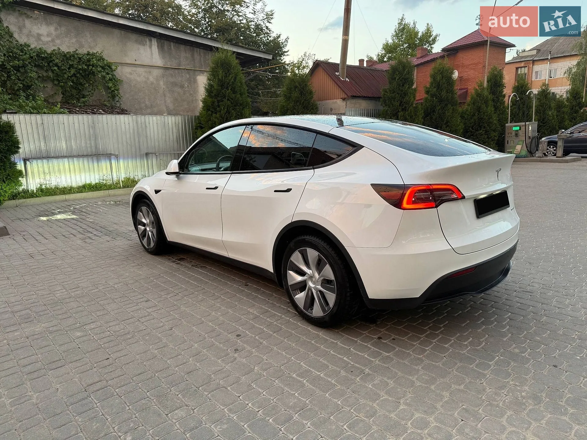 2023 Tesla Model Y - мініатюра 11