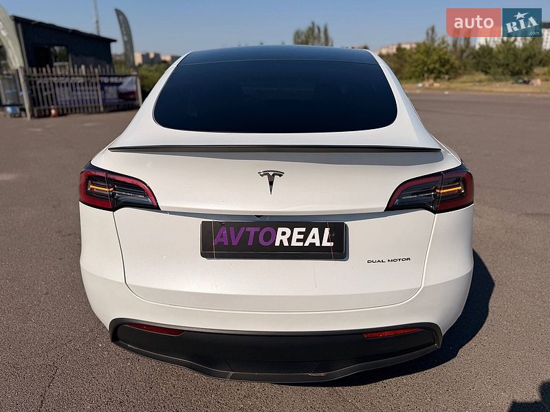 Внедорожник / Кроссовер Tesla Model Y 2023 в Кривом Роге
