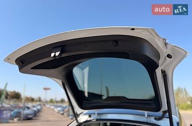 Внедорожник / Кроссовер Tesla Model Y 2023 в Кривом Роге