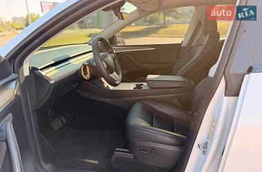 Внедорожник / Кроссовер Tesla Model Y 2023 в Кривом Роге