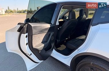 Внедорожник / Кроссовер Tesla Model Y 2023 в Кривом Роге