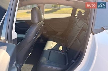 Внедорожник / Кроссовер Tesla Model Y 2023 в Кривом Роге