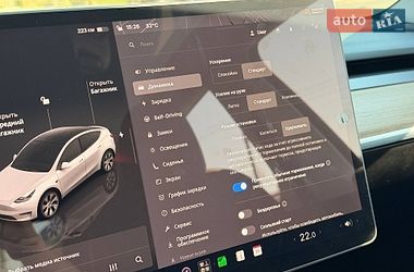 Внедорожник / Кроссовер Tesla Model Y 2023 в Кривом Роге