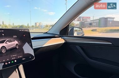Внедорожник / Кроссовер Tesla Model Y 2023 в Кривом Роге