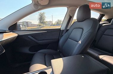 Внедорожник / Кроссовер Tesla Model Y 2023 в Кривом Роге
