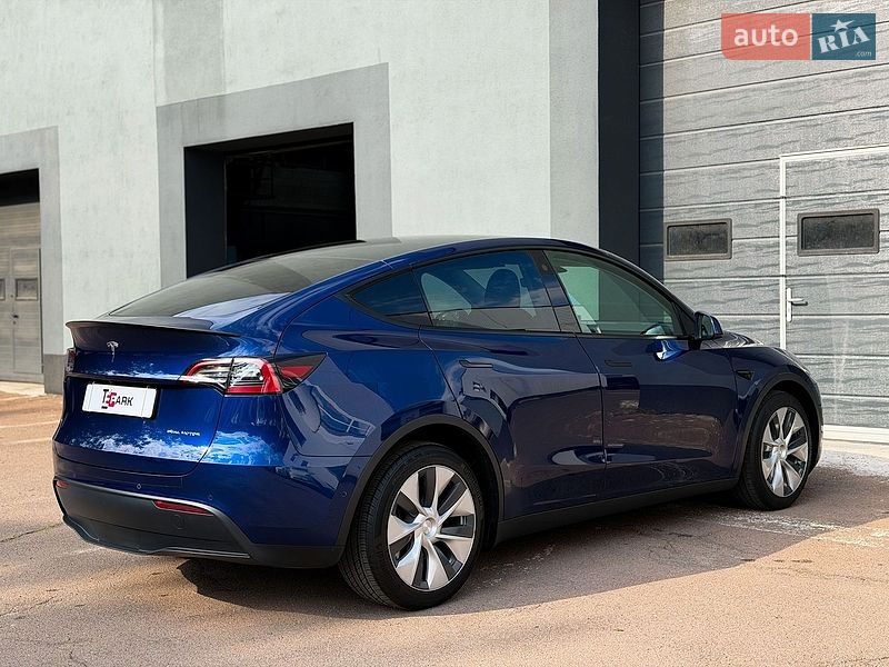 Позашляховик / Кросовер Tesla Model Y 2022 в Києві