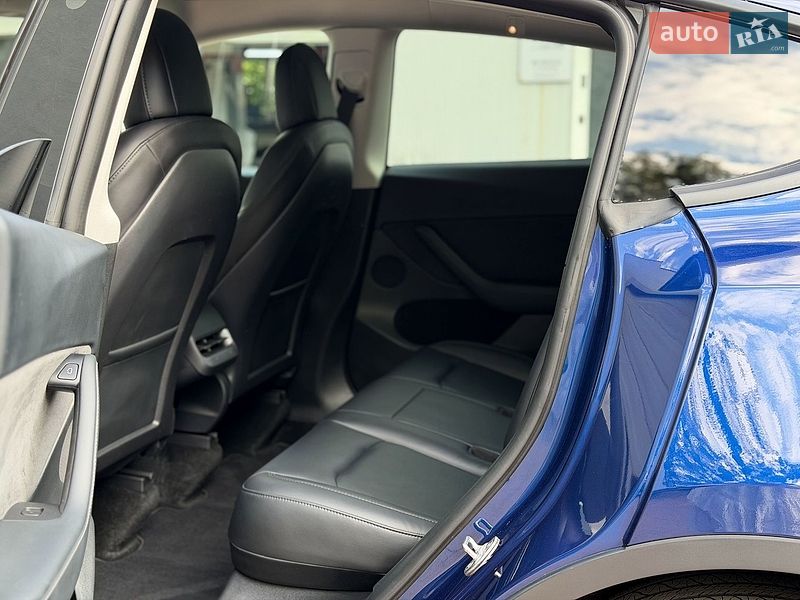 Позашляховик / Кросовер Tesla Model Y 2022 в Києві