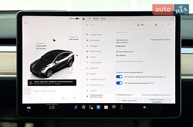 Позашляховик / Кросовер Tesla Model Y 2022 в Києві