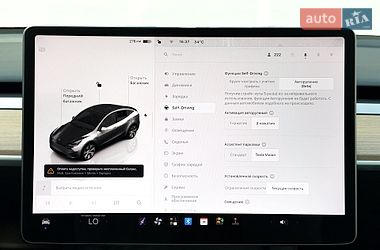 Позашляховик / Кросовер Tesla Model Y 2022 в Києві