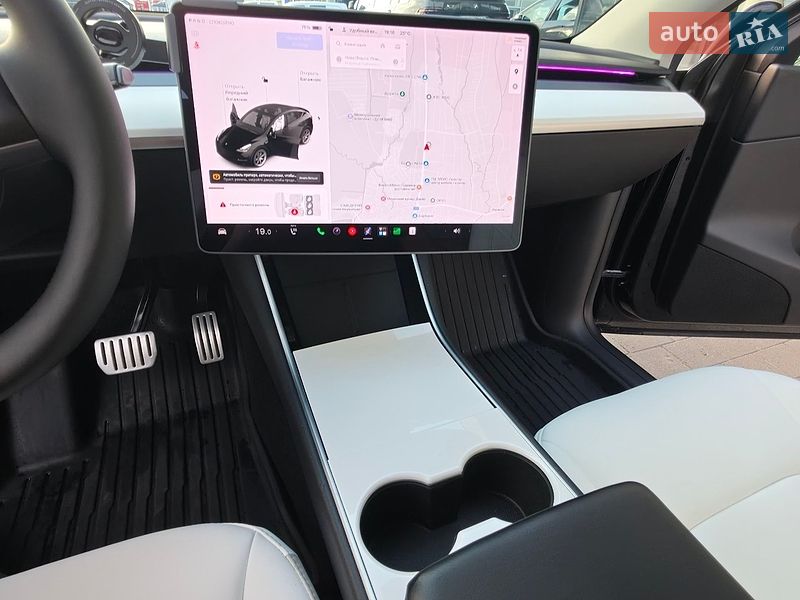 Позашляховик / Кросовер Tesla Model Y 2020 в Івано-Франківську