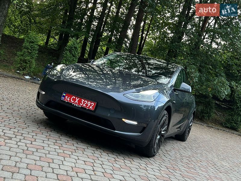 Внедорожник / Кроссовер Tesla Model Y 2023 в Дрогобыче фото 2 Внедорожник / Кроссовер Tesla Model Y 2023 в Дрогобыче