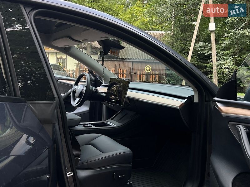 Внедорожник / Кроссовер Tesla Model Y 2023 в Дрогобыче фото 16 Внедорожник / Кроссовер Tesla Model Y 2023 в Дрогобыче