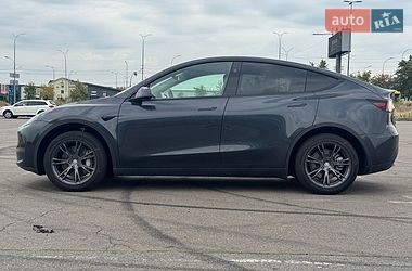 Позашляховик / Кросовер Tesla Model Y 2025 в Києві