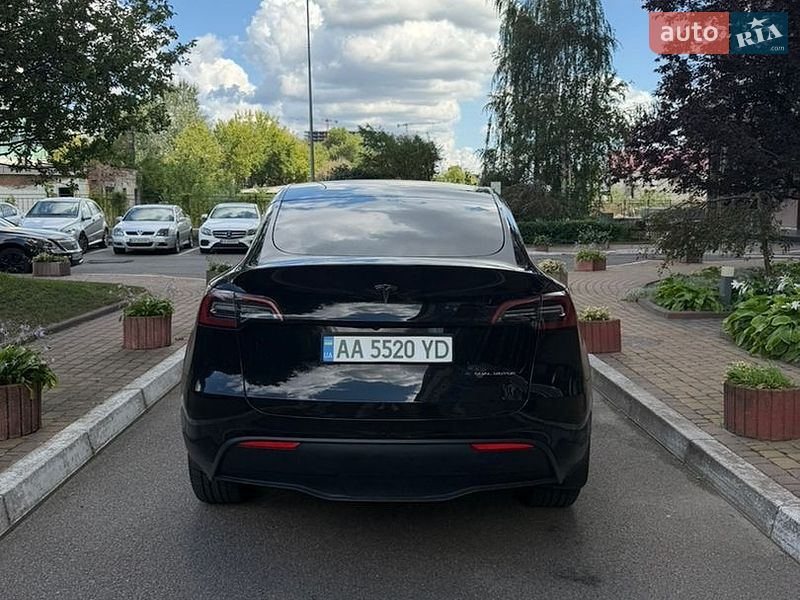 Внедорожник / Кроссовер Tesla Model Y 2023 в Киеве фото 3 Внедорожник / Кроссовер Tesla Model Y 2023 в Киеве