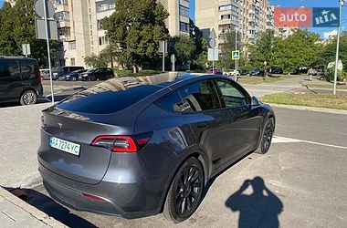 Позашляховик / Кросовер Tesla Model Y 2021 в Львові
