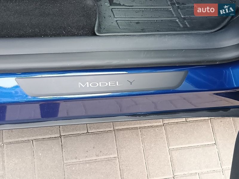 Позашляховик / Кросовер Tesla Model Y 2020 в Києві