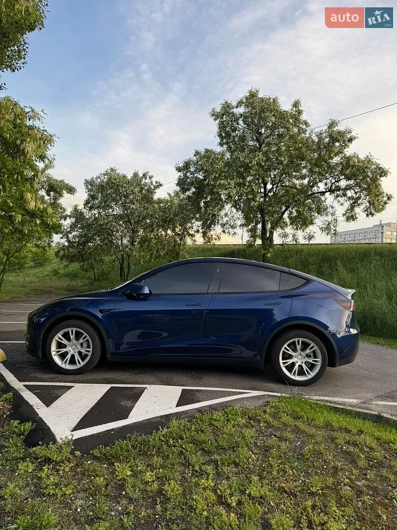 2023 Tesla Model Y - мініатюра 2