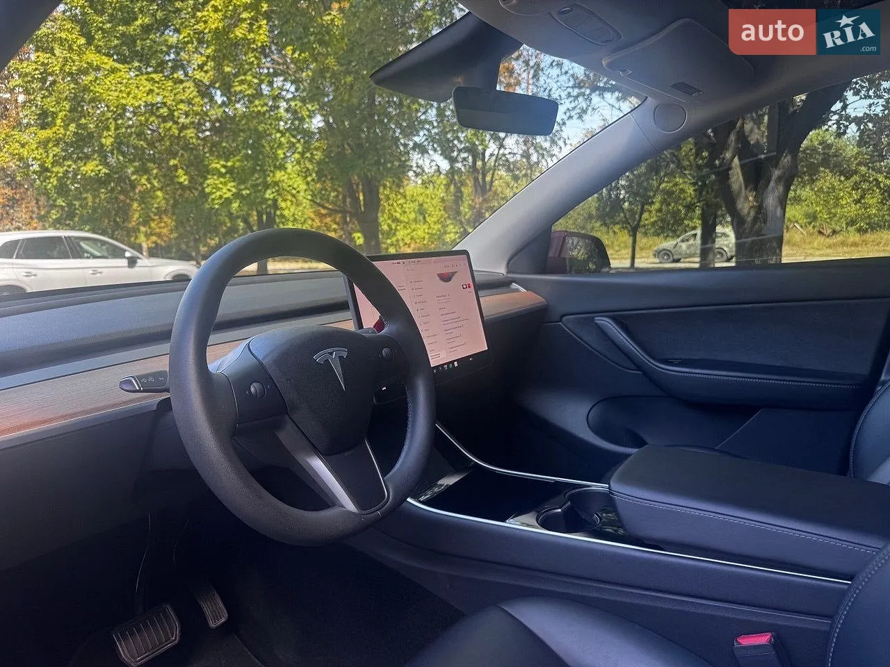 2020 Tesla Model Y - мініатюра 8