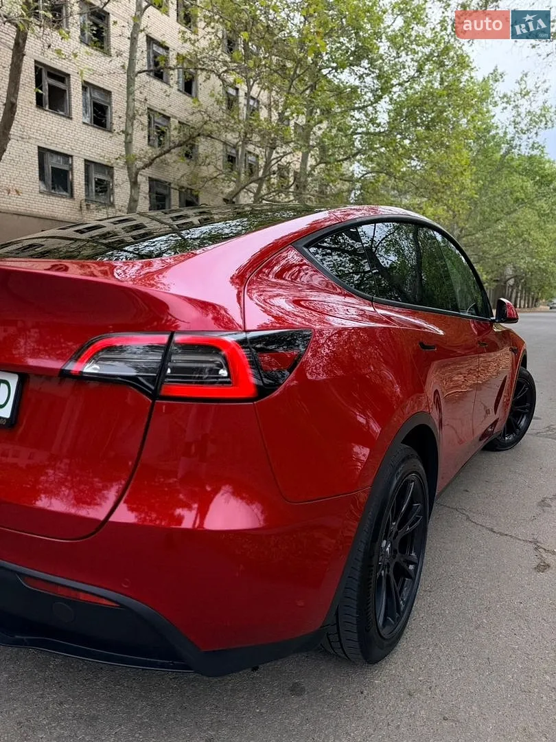 2022 Tesla Model Y - мініатюра 8