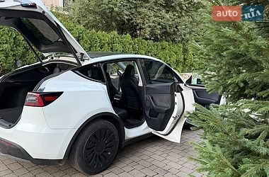 Позашляховик / Кросовер Tesla Model Y 2024 в Тернополі