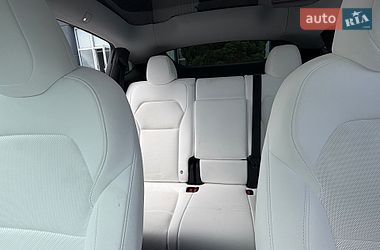 Позашляховик / Кросовер Tesla Model Y 2026 в Рівному фото 18 Позашляховик / Кросовер Tesla Model Y 2026 в Рівному